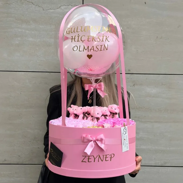 Lüx Balonlu Dev Pembe Kutuda Güller & Çikolata & Ayıcık