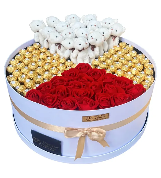 Dev Beyaz Kutuda Kırmızı Güller & Rocher Çikolatalar & Ayıcıklar
