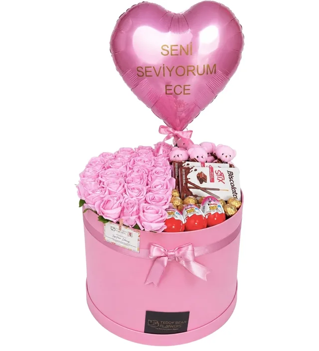 Kişiye Özel Kalp Balonlu Dev Premium Kadife Kutuda Pembe Güller, Ayıcık, Çikolatalar | Pembe Sunum